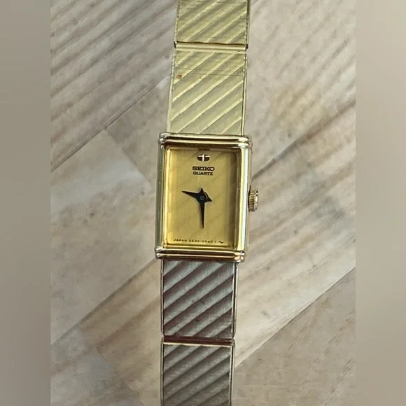 Seiko Gold-Tone 10-0S40 Womens Watch s-l400.jpg main image 2